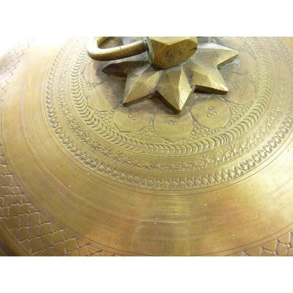 Vintage Brass Round Bread Box Tiffin Holder with Hinged Lid Jewelry Box - Picture 3 of 6